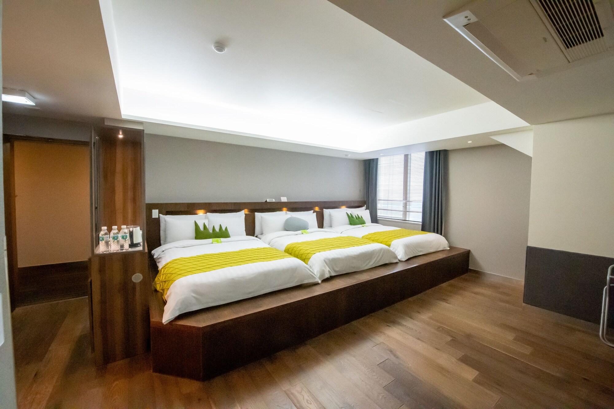 Metro Hotel Myeongdong Сеул Екстер'єр фото