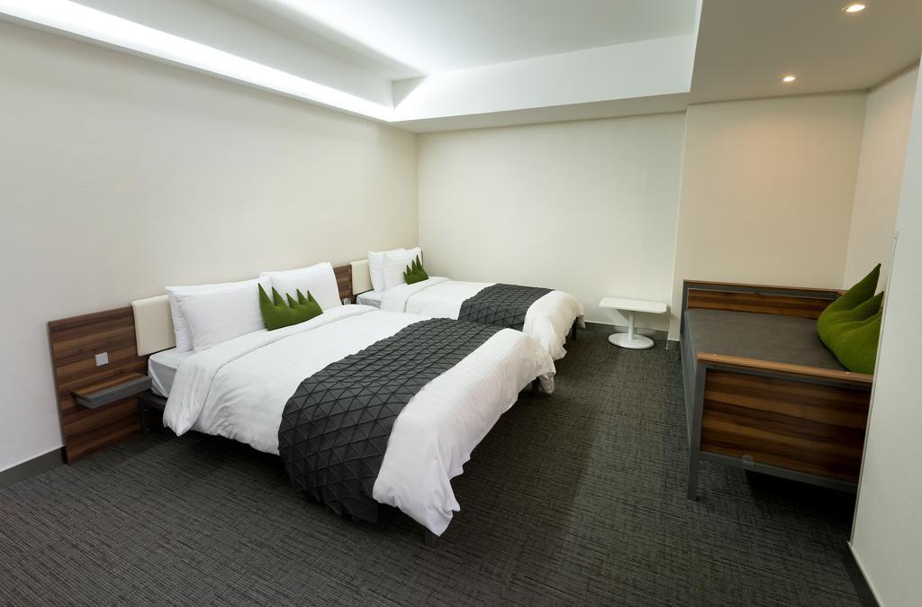 Metro Hotel Myeongdong Сеул Екстер'єр фото